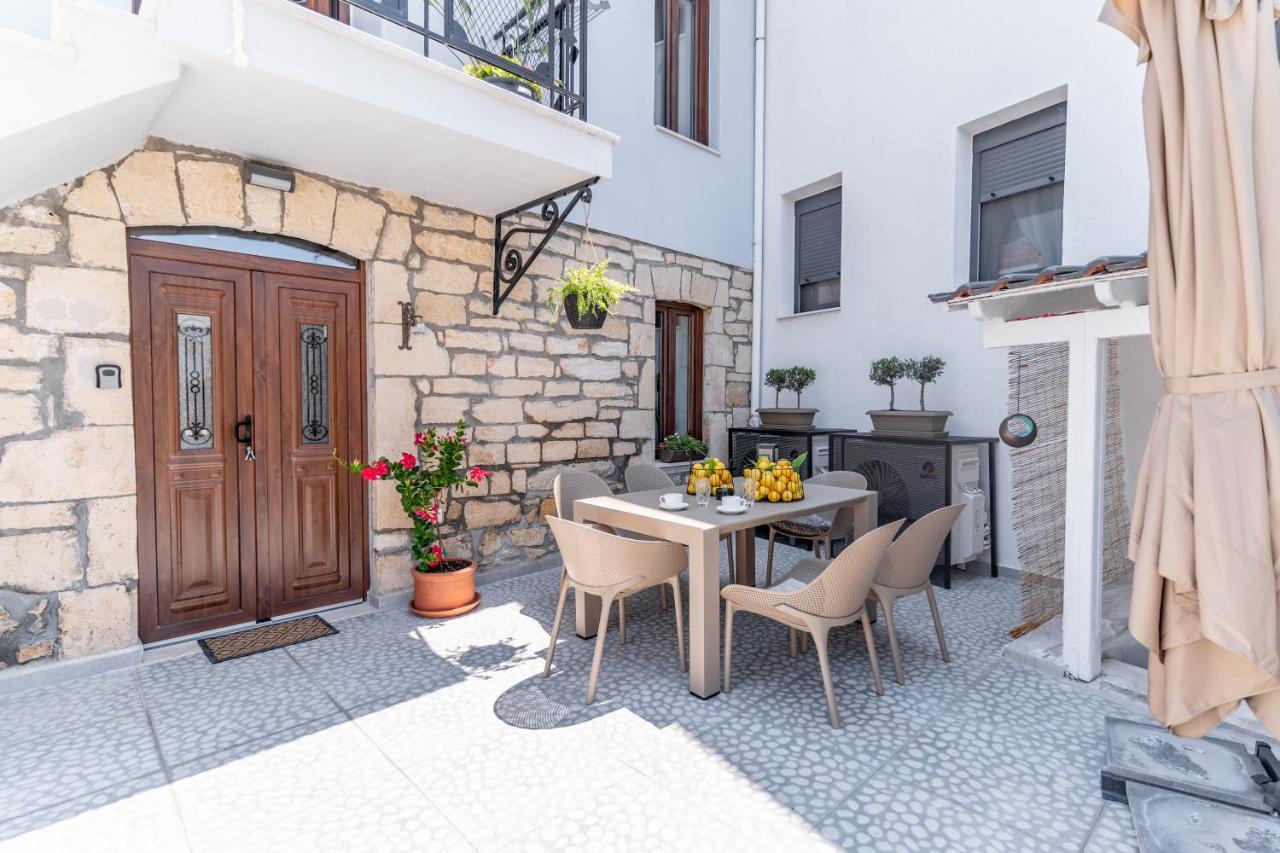 Vila Ikia Katsani Afytos Exteriér fotografie